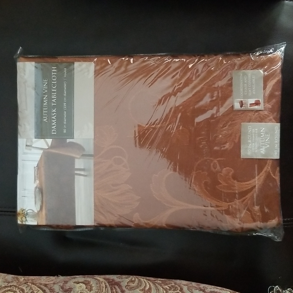 New in package  round table cloth Autumn vine